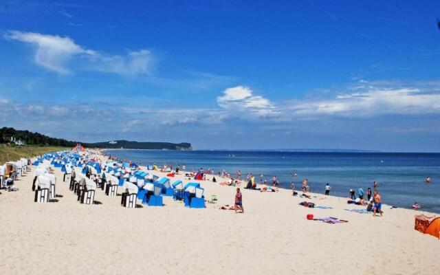 Ferienbungalow mit gro_em Garten i