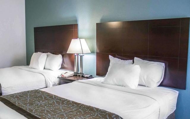 Copley Inn & Suites By OYO Akron OH