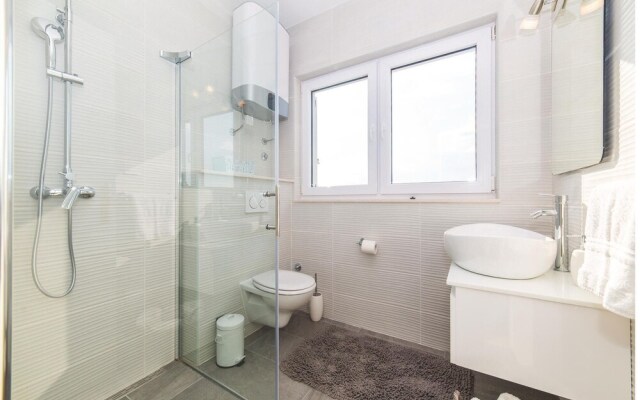 Beautiful Home in Kastel Kambelovac With Wifi and 3 Bedrooms