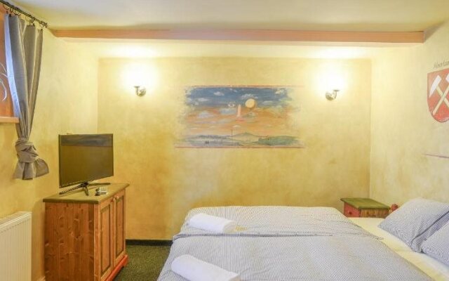 Hotel Plešivec