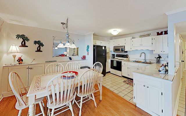 5905 South Kings Highway Condo #514b 2 Bedrooms 2 Bathrooms Condo