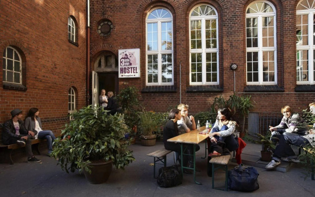 Three Little Pigs Hostel Berlin