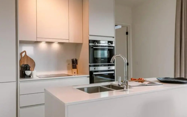 Family Apartment Located by the sea