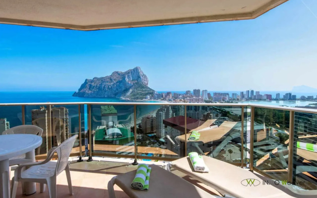 Apartamentos Esmeralda Suites