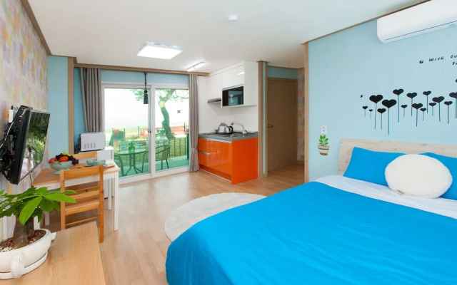 Naerimong Beach Pension