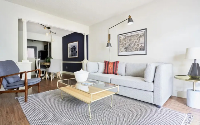 Delightful Galleria Suites by Sonder