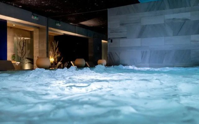 Hospes Palacio de los Patos, a Member of Design Hotels
