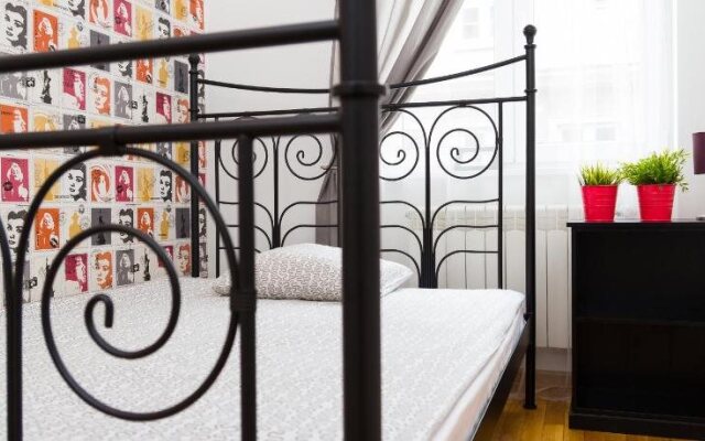 Retro Hostel