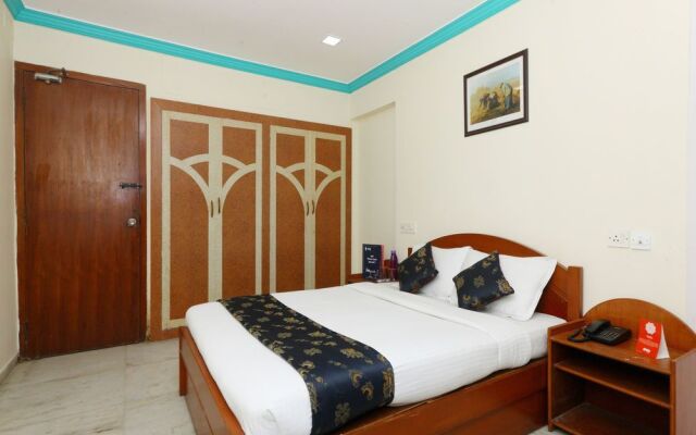 OYO 13297 Neha Residency