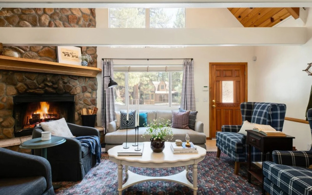 Tomahawk Dr - Hartwood