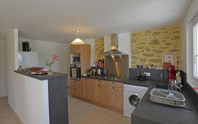 Luxurious Villa in Saint-Laurent-de-Carnols