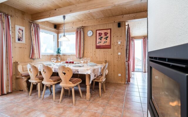 Luxury Chalet in Hohentauern with Panoramic Mountain Views