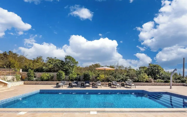 Villa Vilani Spa & Pool
