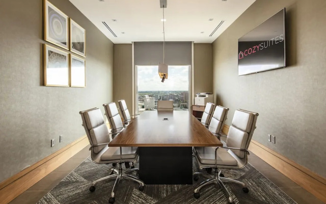 Louisville's Triple Crown Condo by Cozysuites