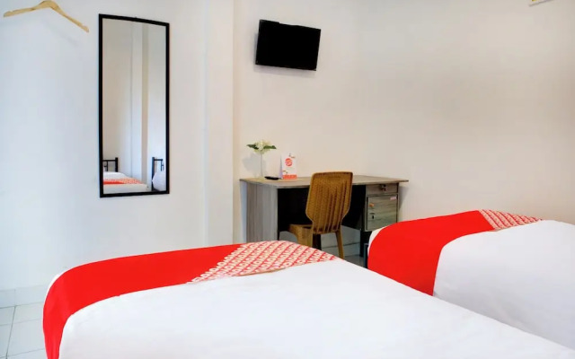 Wisma Yani Syariah by OYO Rooms