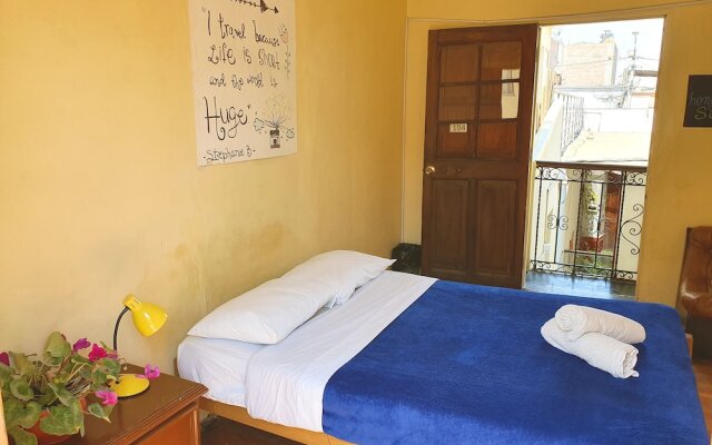 Econunay Hostels