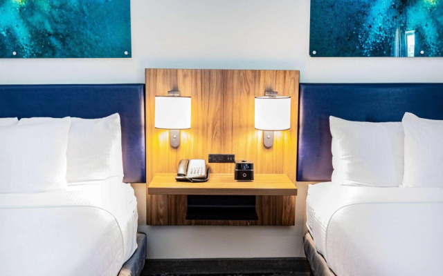 Hotel Mariposa Los Angeles