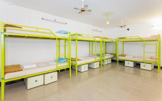 Hostel By The Sea