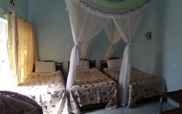 Taphe Guest House Resort