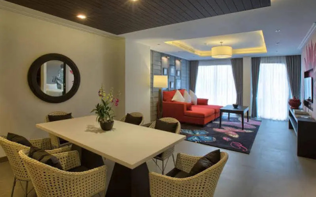 The Pavilions, Suites