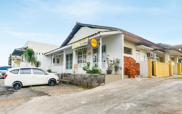 SPOT ON 90896 Griya Atu Syariah