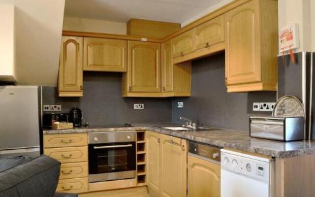 Brackendale Cottage