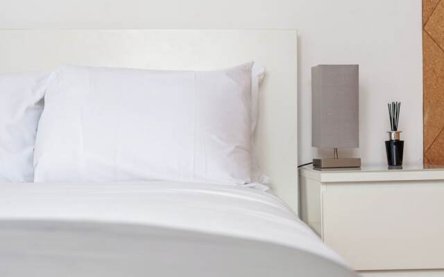 Spacious Retreat 2bed in Camden Town