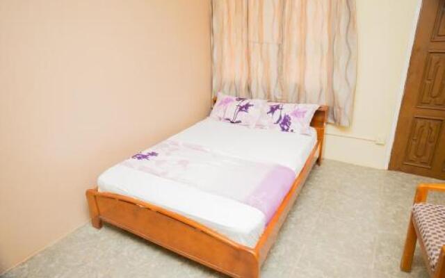 Filly's Guest House