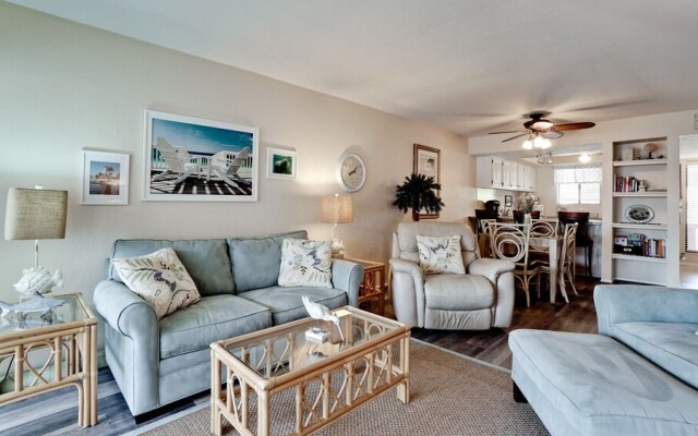 Runaway Bay 280 - 1558708