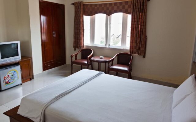 The Six Hotel Hoang Long Son 3