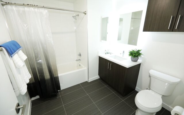 Hollywood Metropolitan Residences