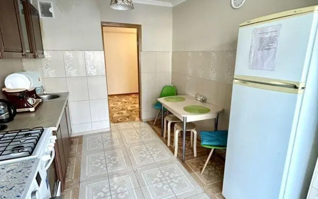 Апартаменты на улице Крайнего