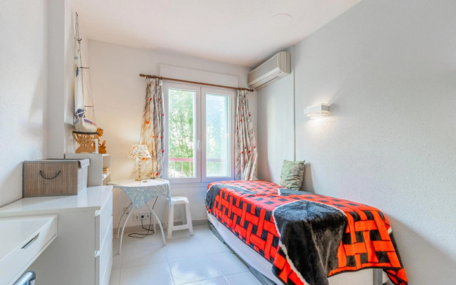 Seafront apartment Altea