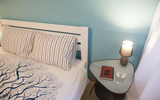 City of Rivers Italiyanskaya 6