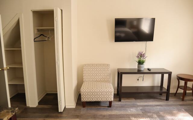 Rittenhouse Suites