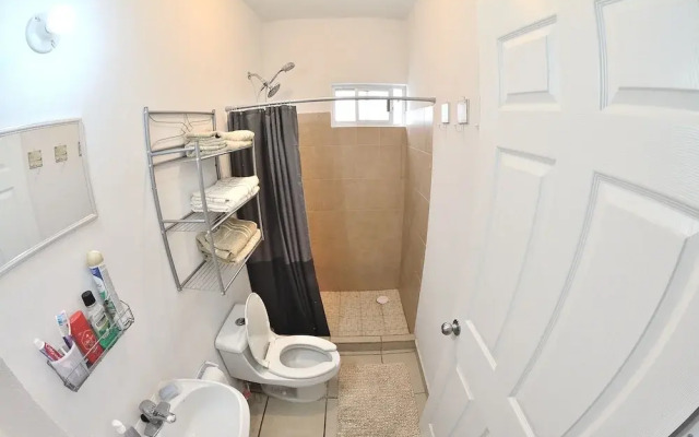 Modern 1-bedroom Apartment in Cabo San Lucas