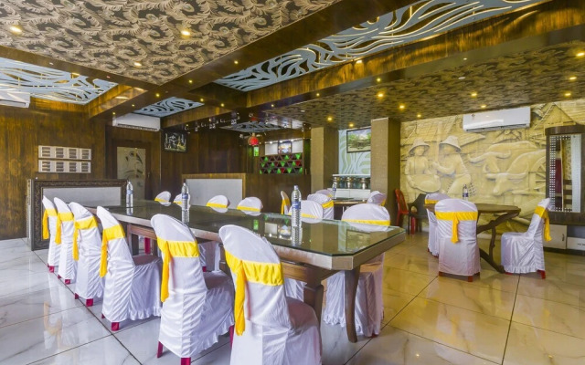 Hotel Shree Sai Prasad By OYO Rooms