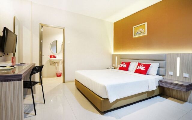 ZEN Rooms Near Teluk Tering
