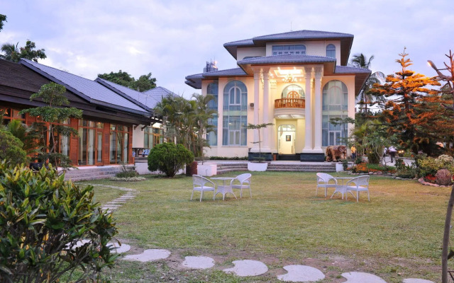 Myitkyina Plam Spring Resort Hotel