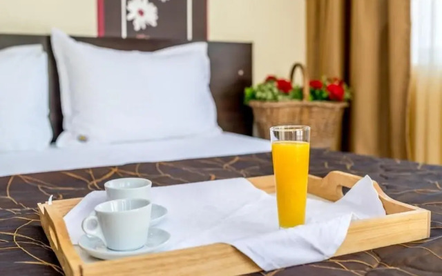 HOTEL Yanis