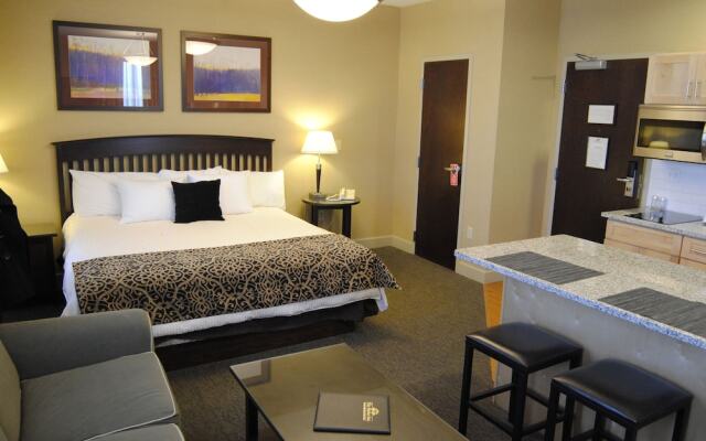 The Parker Inn and Suites