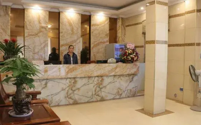 Rongxian Qiaoxiang Hotel