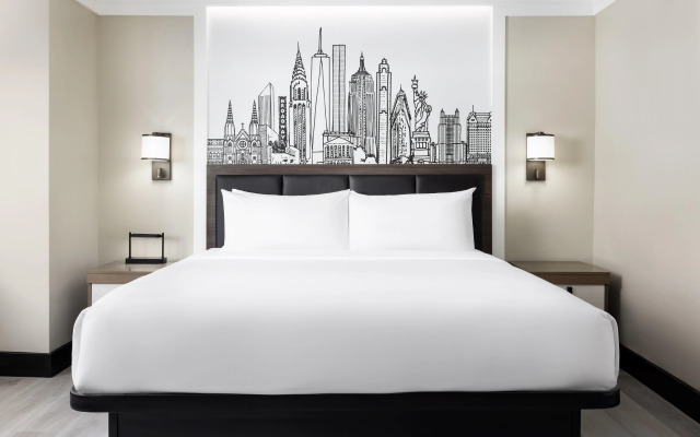 Отель The Manhattan at Times Square