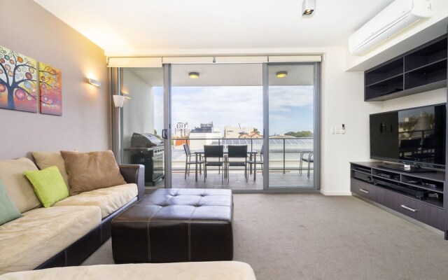 Executive Studio Inner City Apartment