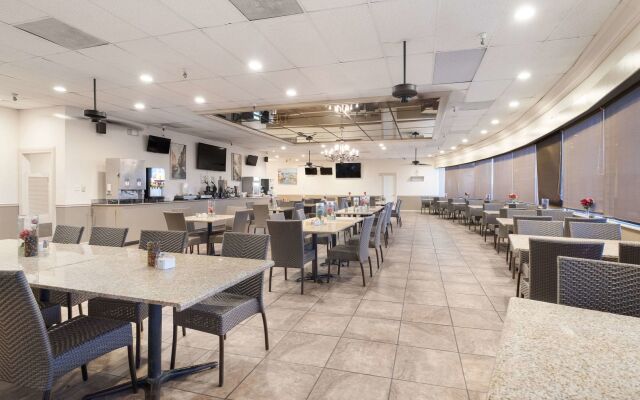 Quality Inn & Suites Lake Havasu City