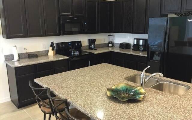 The Shires Westhaven IHR 3065l