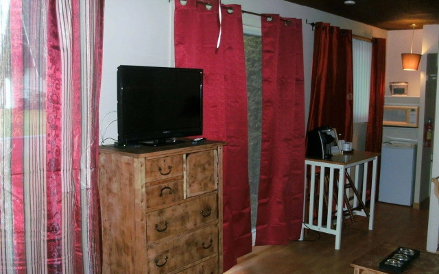 Motel Fleur De Lys