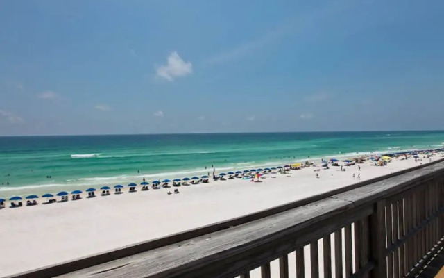 Surfside Resort 01111