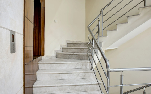 Treebo Golden Inn, 700 Mtrs From Promenade Beach