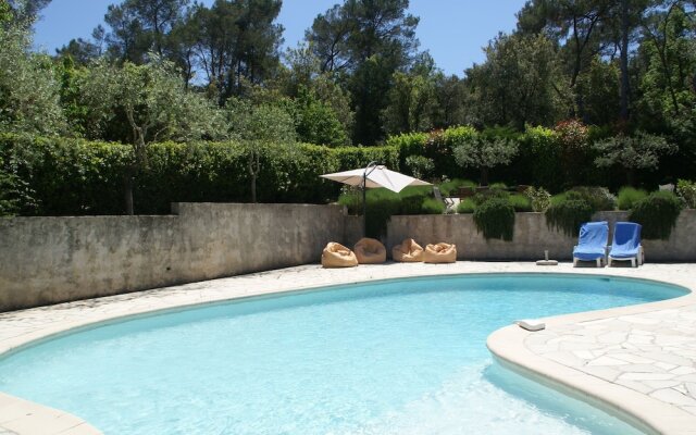 Serene Villa in Valbonne With Private Swimming Pool